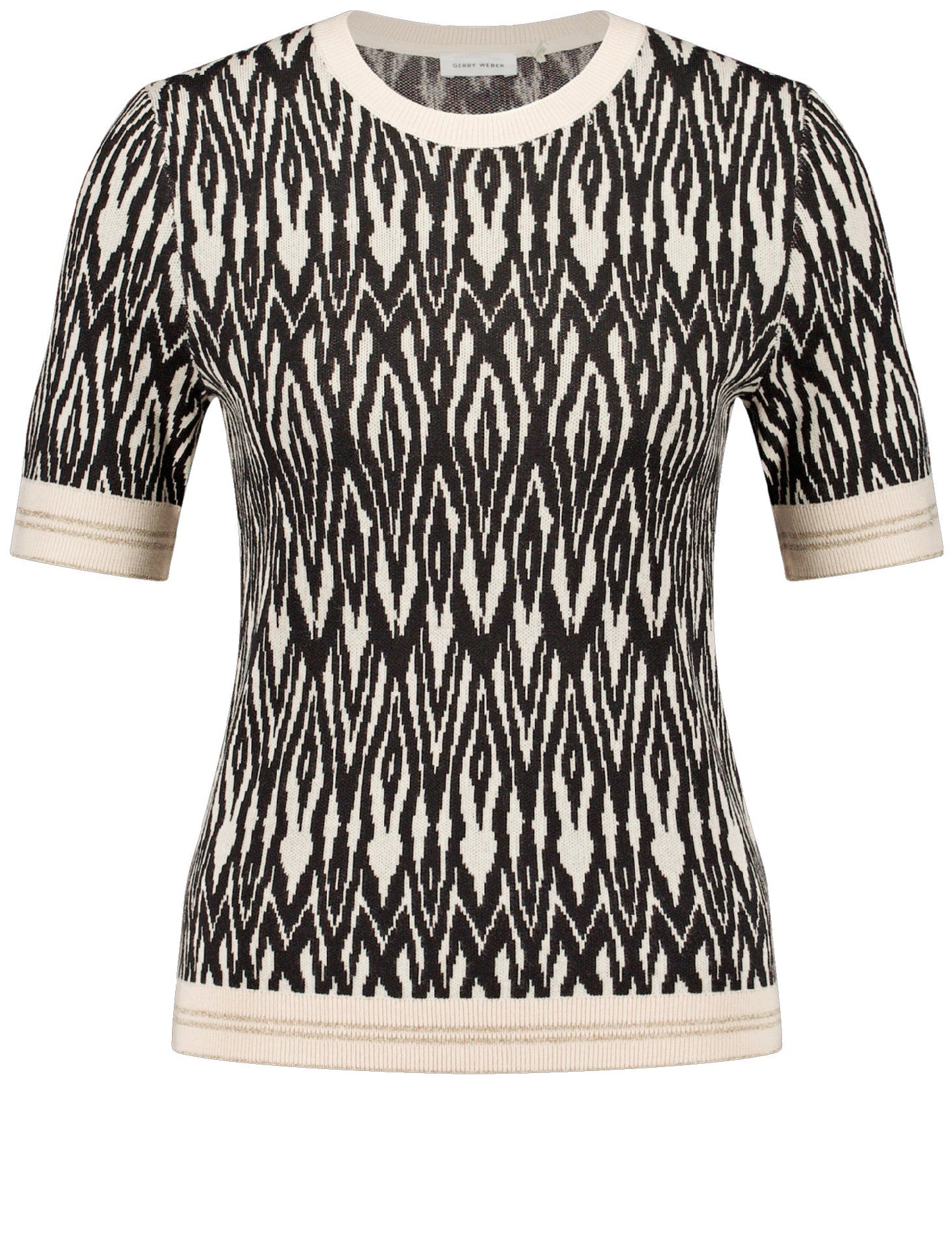 Pullover made of the finest material