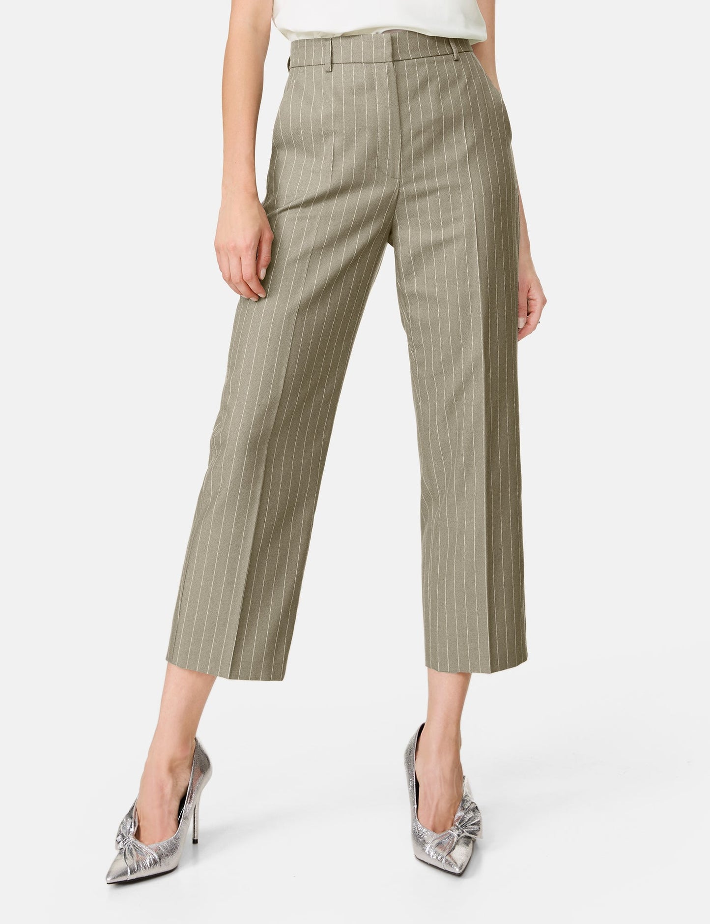 Trouser made of the finest material