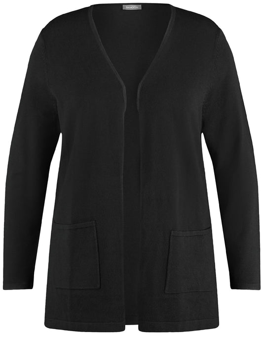 Jacket Knitted  made of the finest material