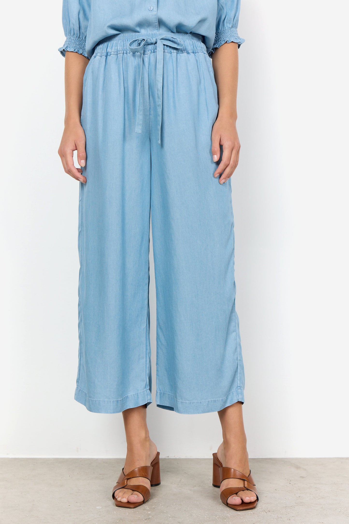 Trouser