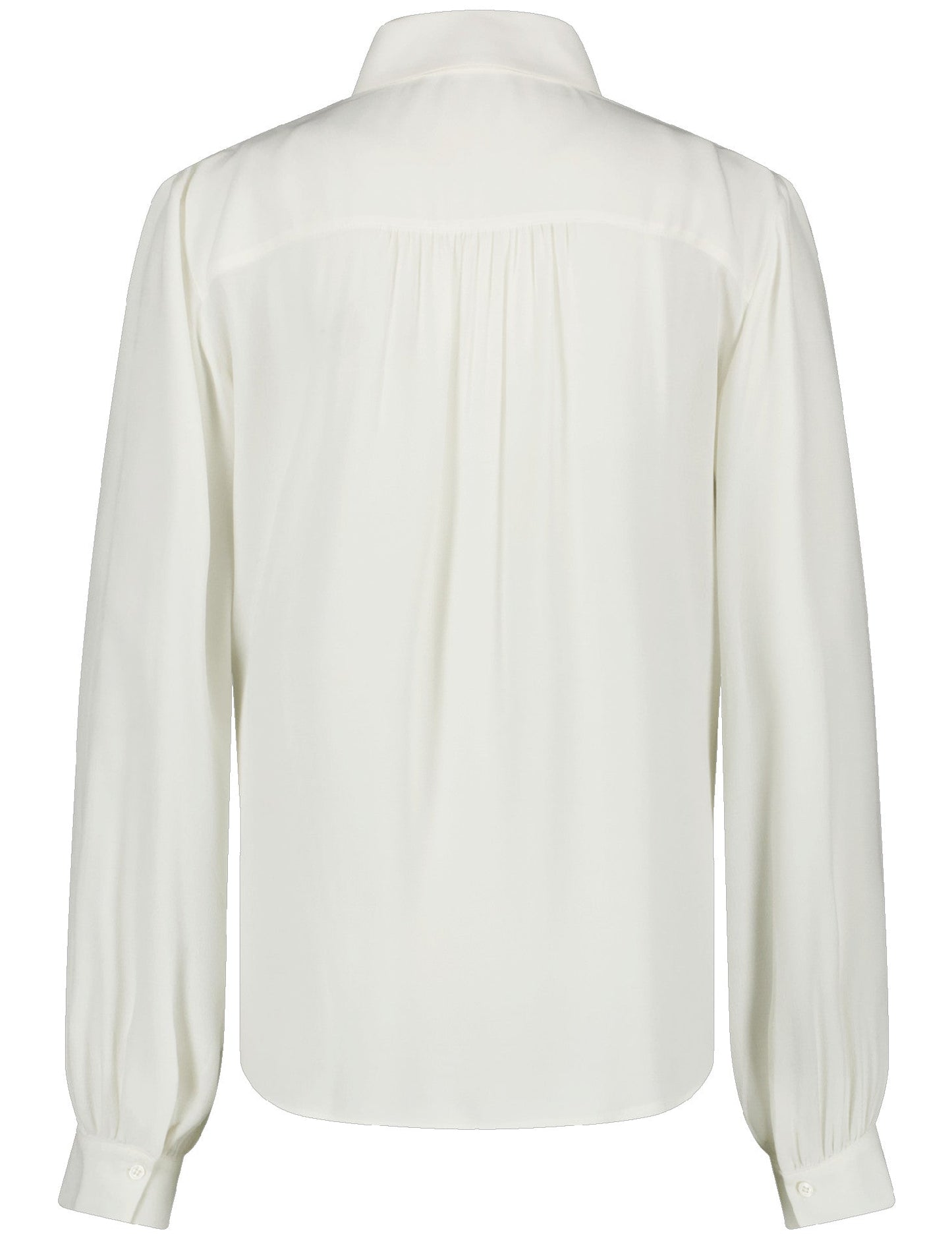 Blouse  made of the finest material
