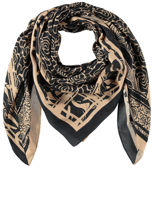 Shawl made of the finest material