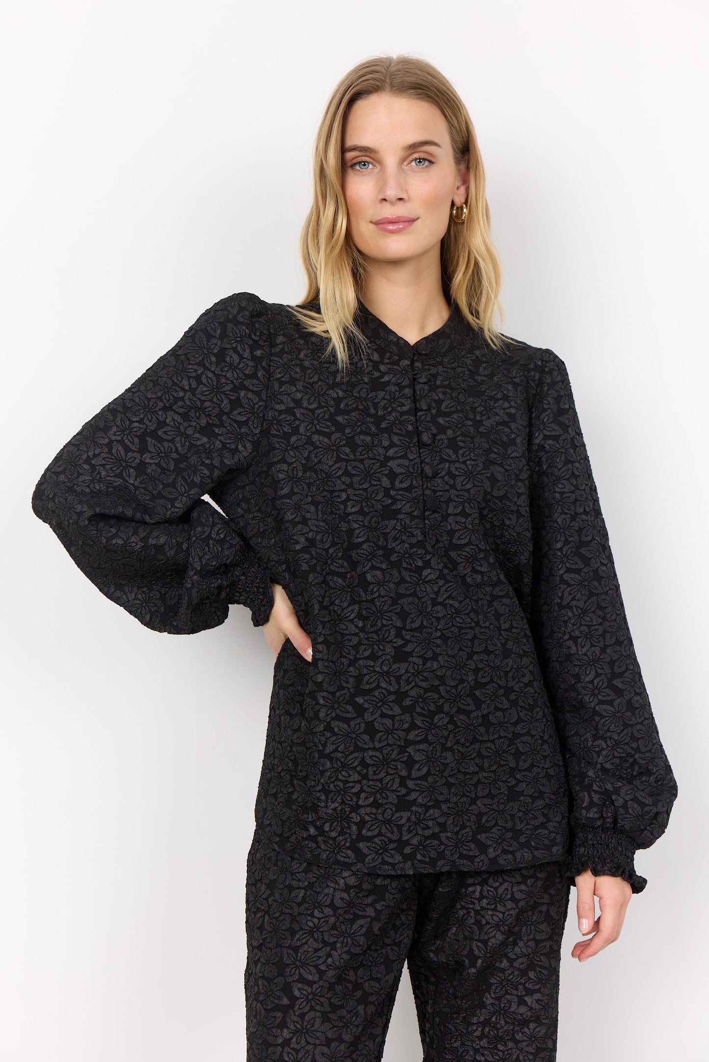 Blouse  made of the finest material